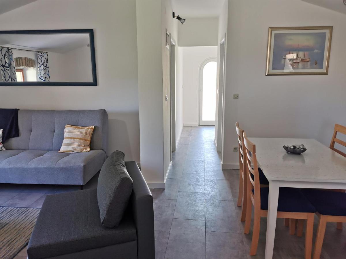 Apartments Bertetic Kanfanar Extérieur photo